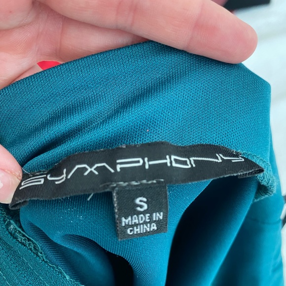 Green. Cocktail dress. Beautiful and in great conditions - Picture 2 of 6